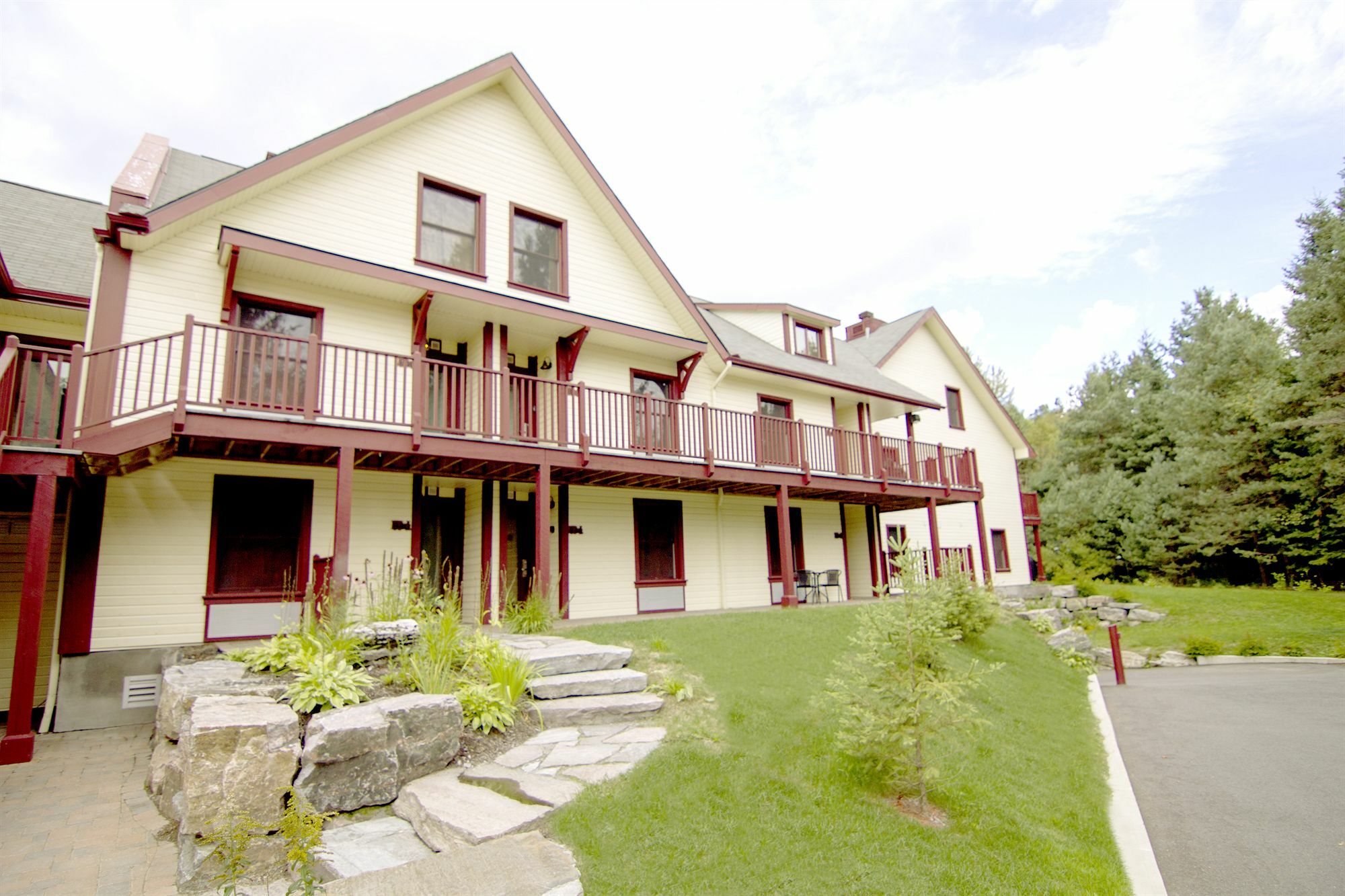 Suites De La Gare - Location Adp Mont-Tremblant Exteriör bild